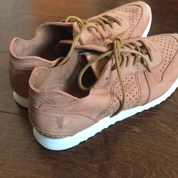 ❌sold❌Frye tan sneakers Sz 11 - Picture 3 of 7